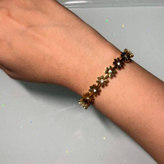 The Floral Bracelet